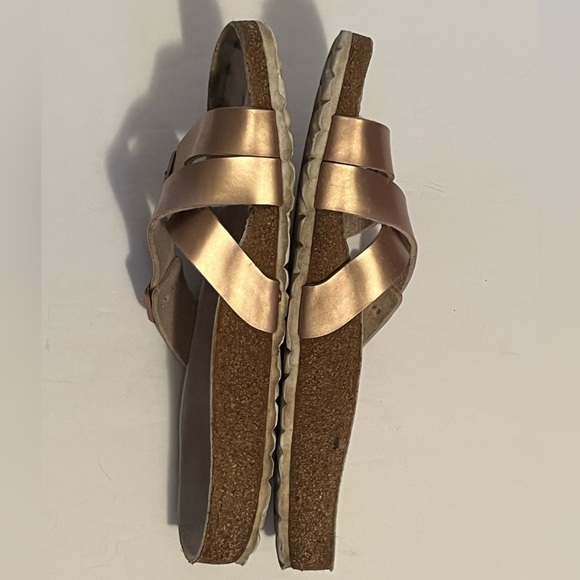 Birkenstock Yao Lux Electric Metallic Rose Gold Sandals - Picture 16 of 16